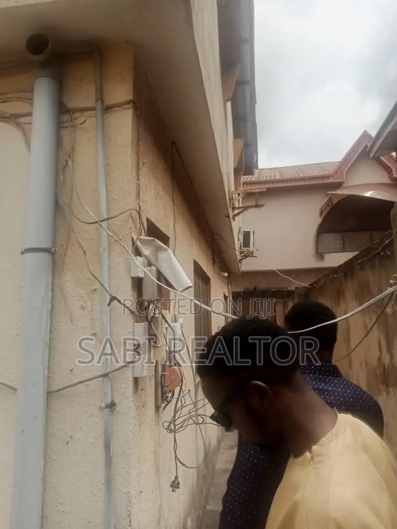 Furnished 3bdrm Block of Flats in Gowon Estate, Egbeda for sale in Egbeda