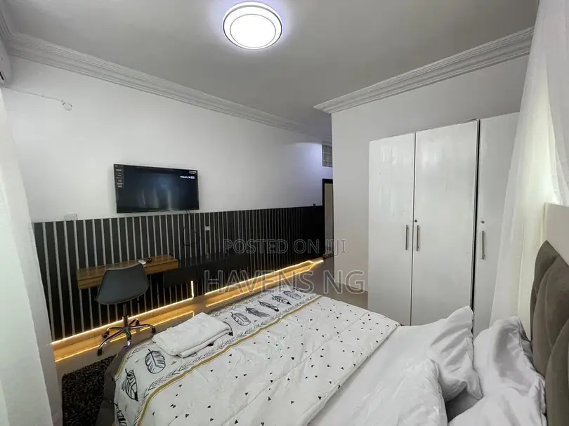 Elegant 3-Bedroom Apartment in Lekki With a Pool in Lekki Phase 1