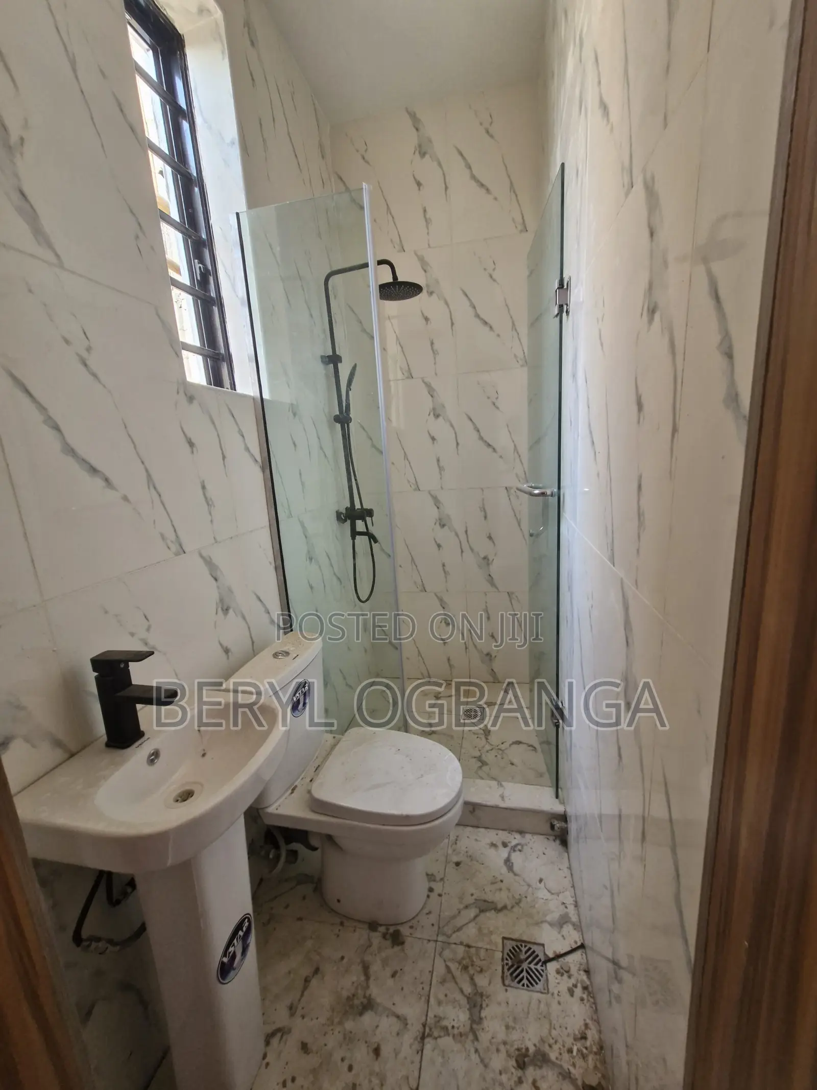 4bdrm Townhouse/Terrace in Ikota for sale in Ikota