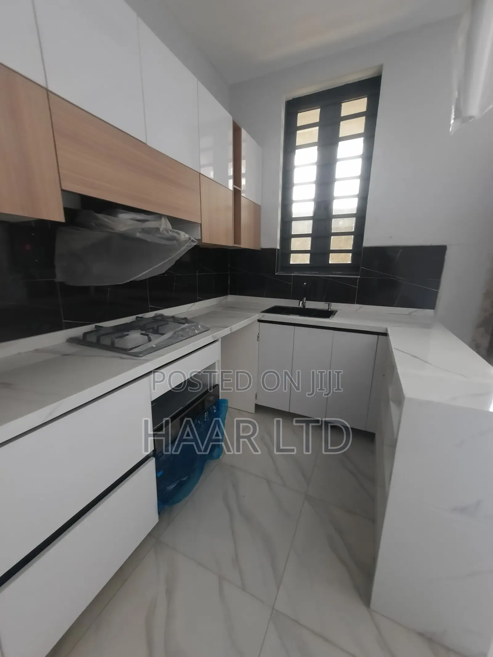 2bdrm Apartment in Ikate-Elegushi for sale in Ikate-Elegushi