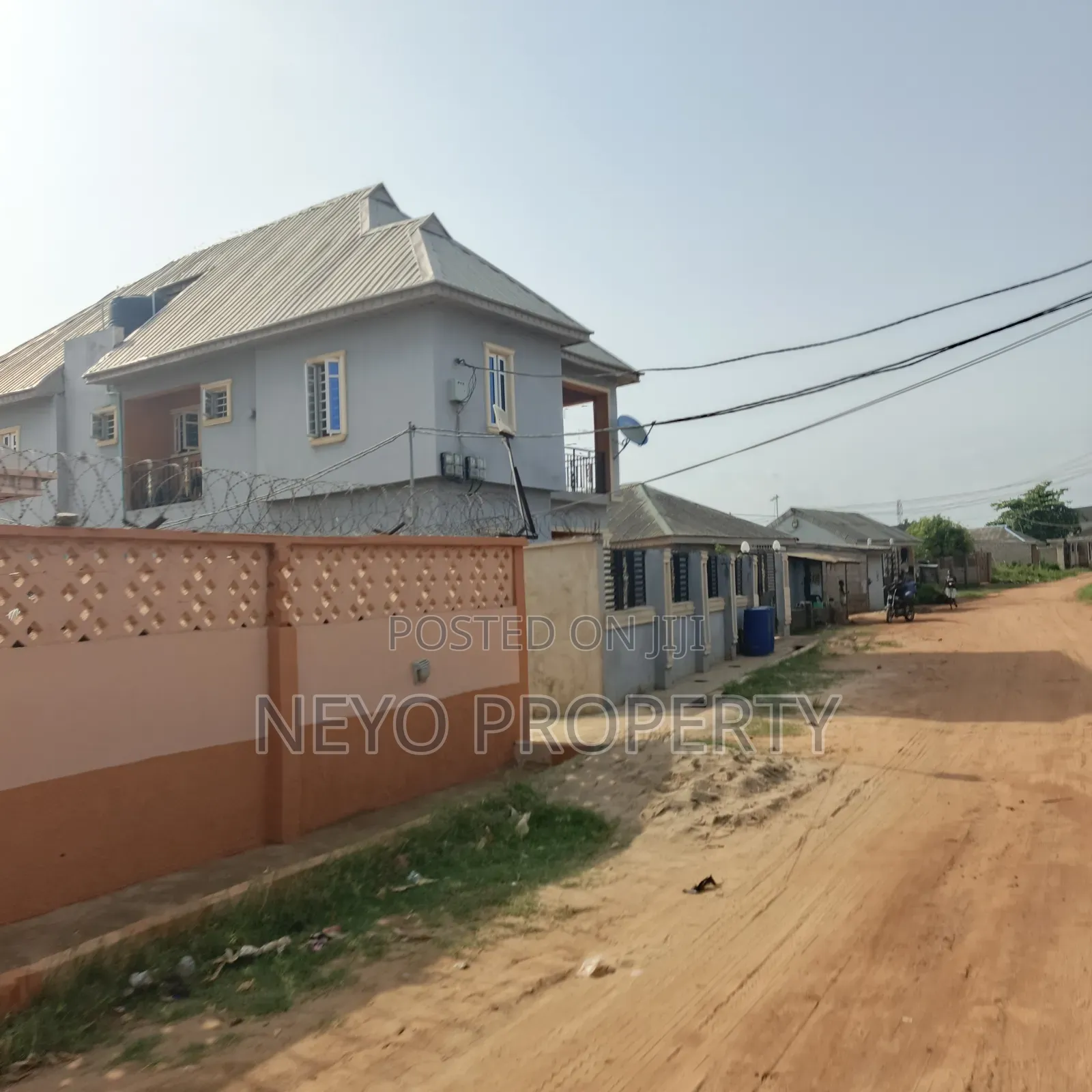 Family Deed Mav J in Igbogbo