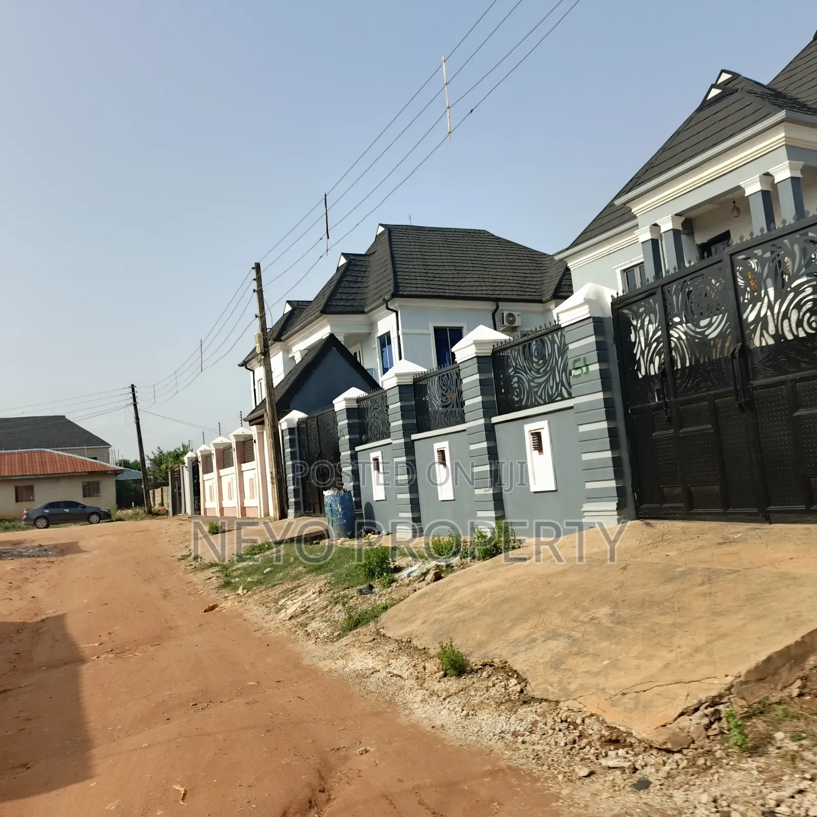 Family Deed Mav J in Igbogbo