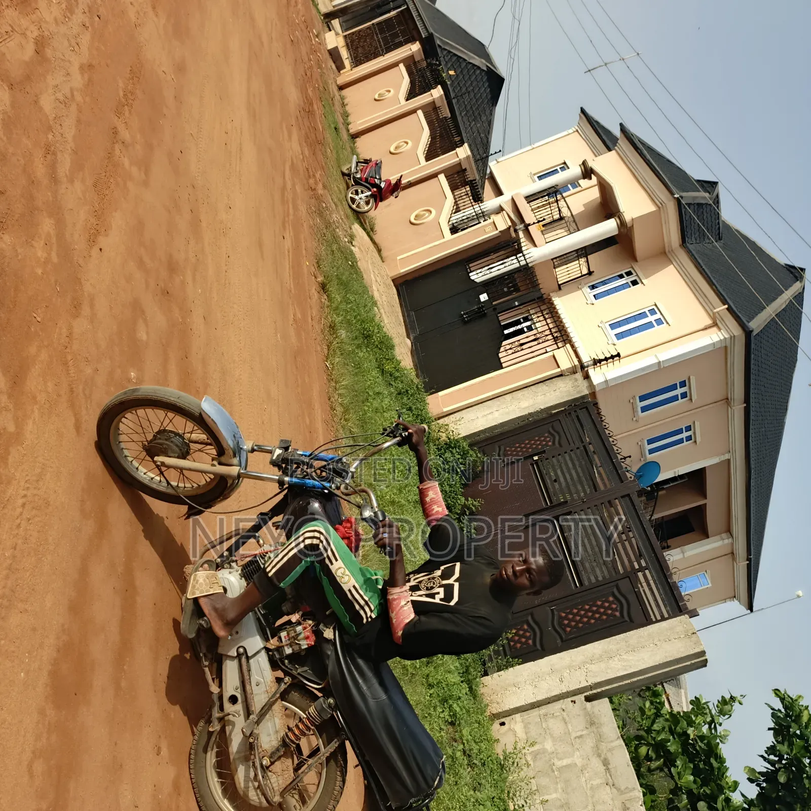 Family Deed Mav J in Igbogbo