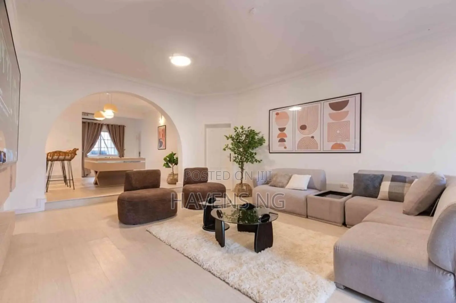 Luxury 3-Bedroom Waterfront Apartment in Lekki in Lekki Phase 1
