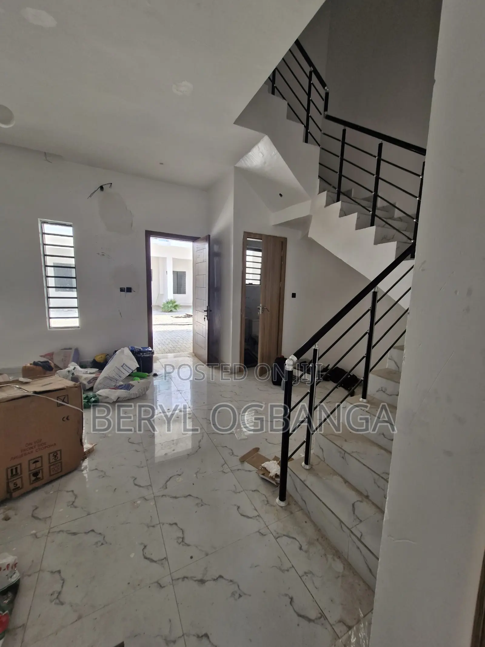 4bdrm Townhouse/Terrace in Ikota for sale in Ikota
