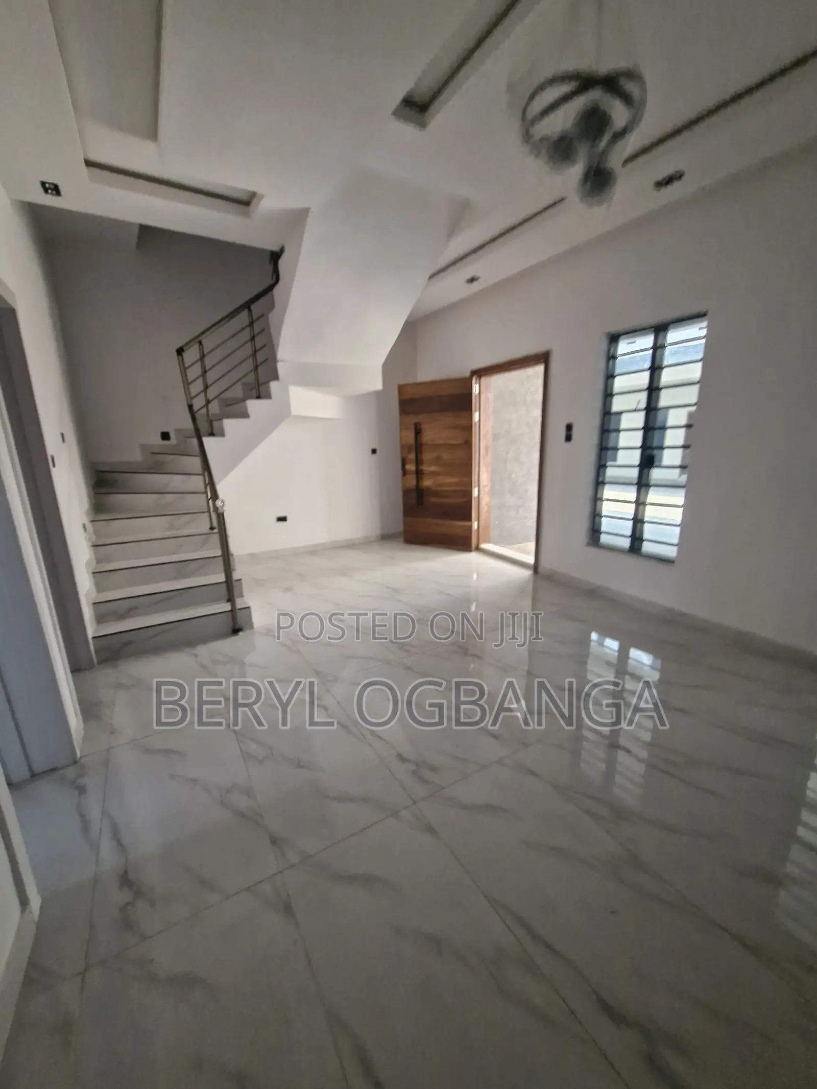4bdrm Duplex in Ikota for sale in Ikota