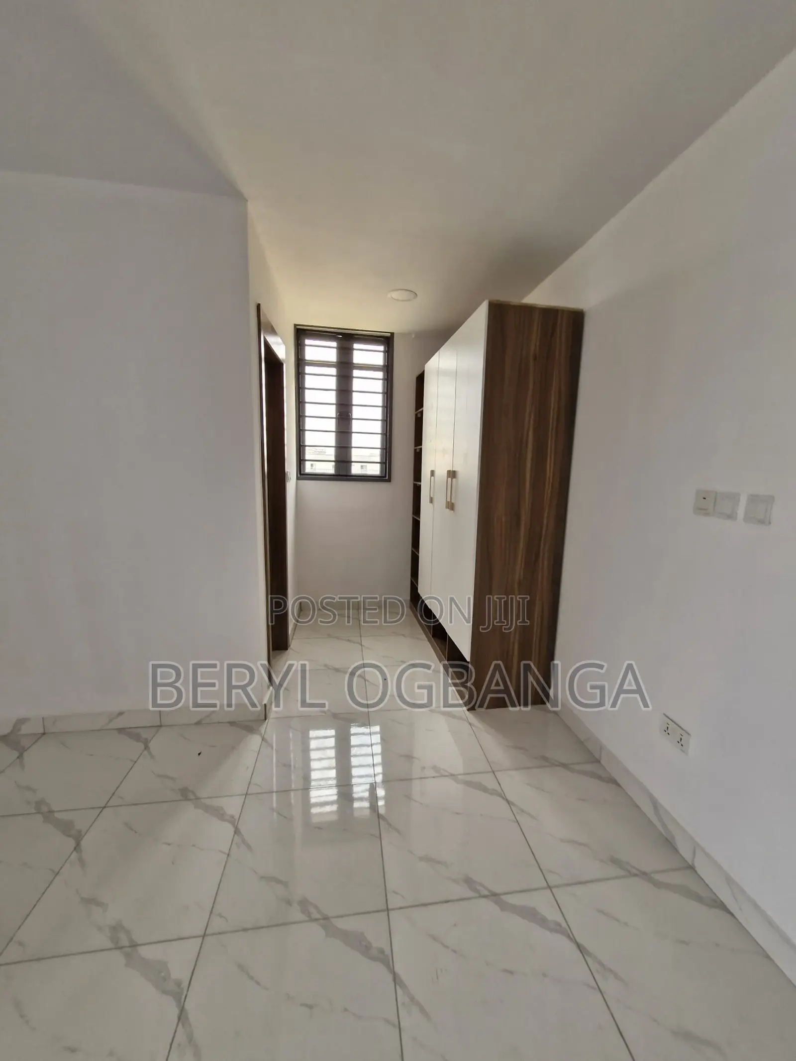4bdrm Townhouse/Terrace in Ikate for sale in Ikate
