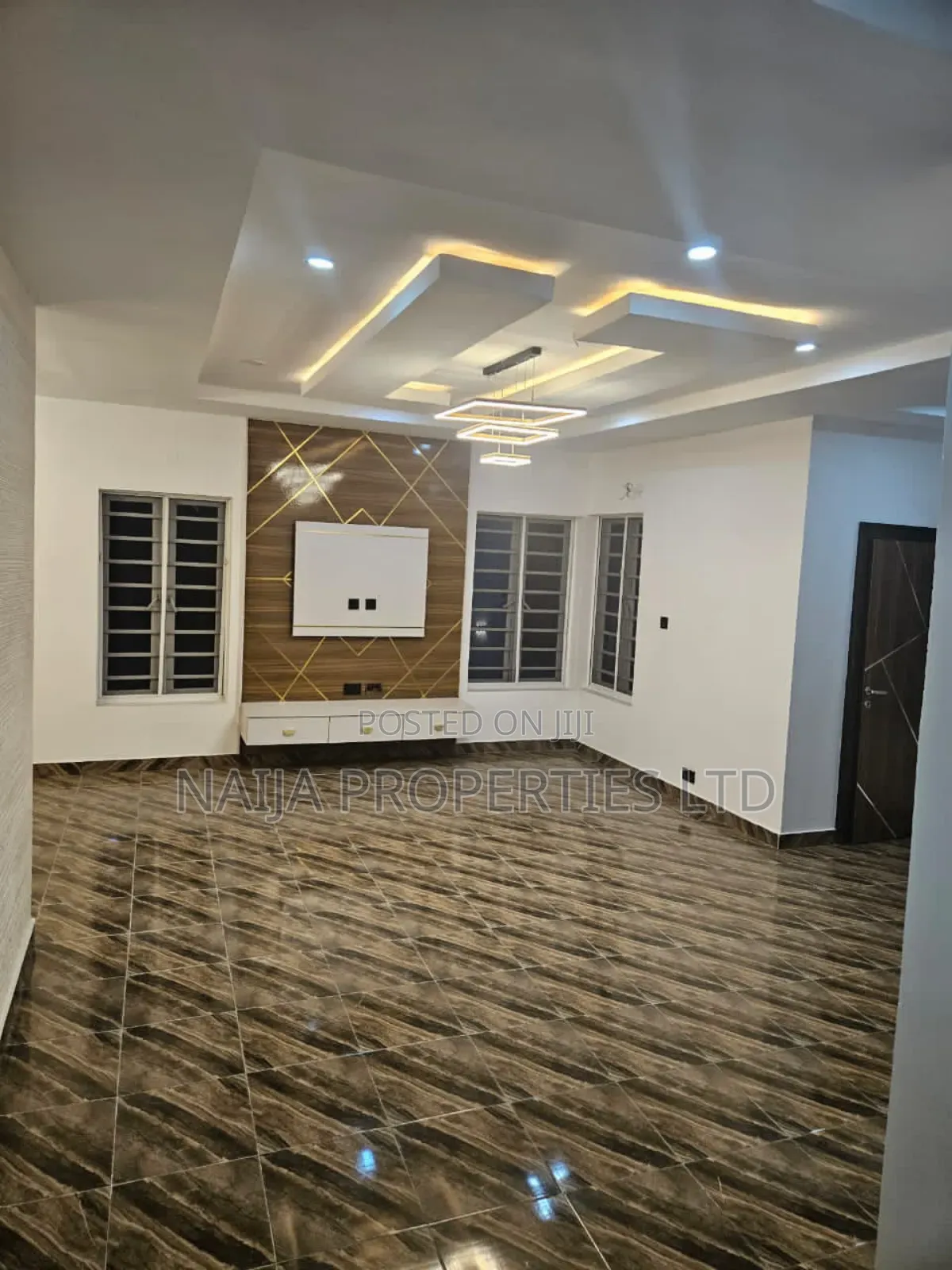 5bdrm Duplex in Lekki Scheme 2, Ajah for sale in Ajah