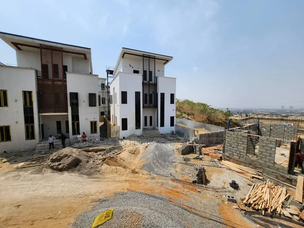 5bdrm House in Guzape District for sale in Guzape District