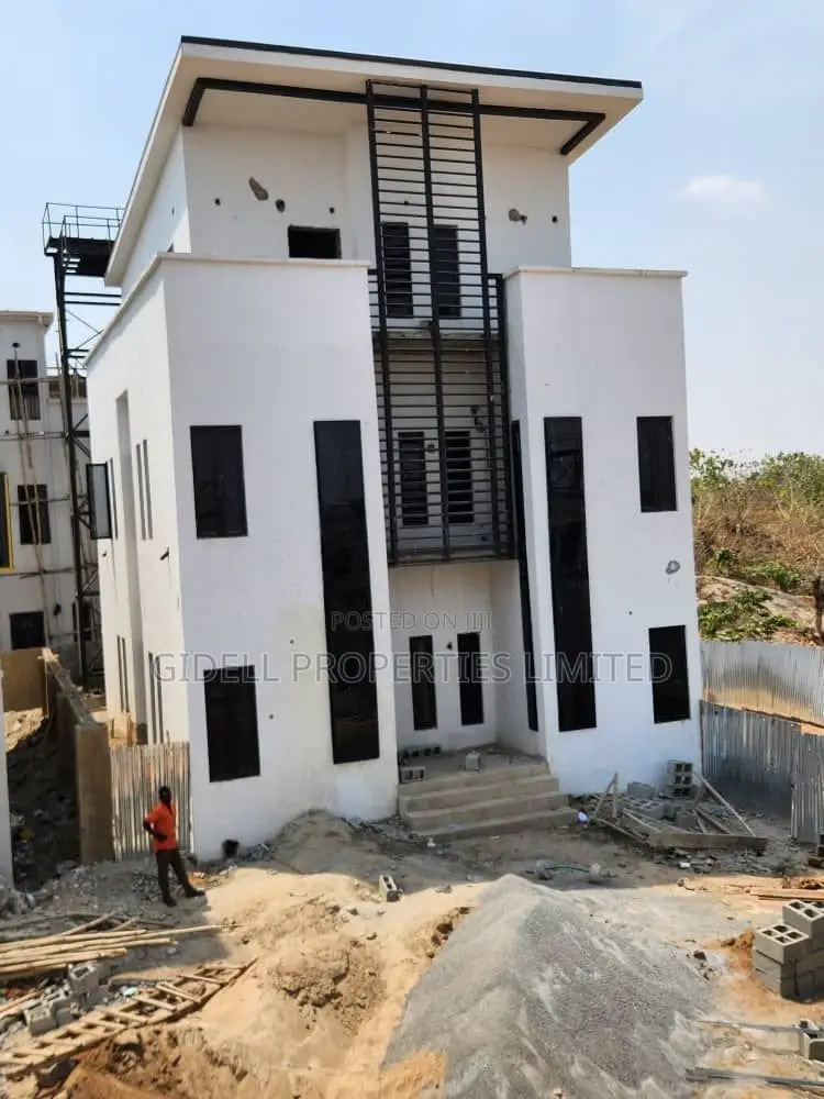 5bdrm House in Guzape District for sale in Guzape District