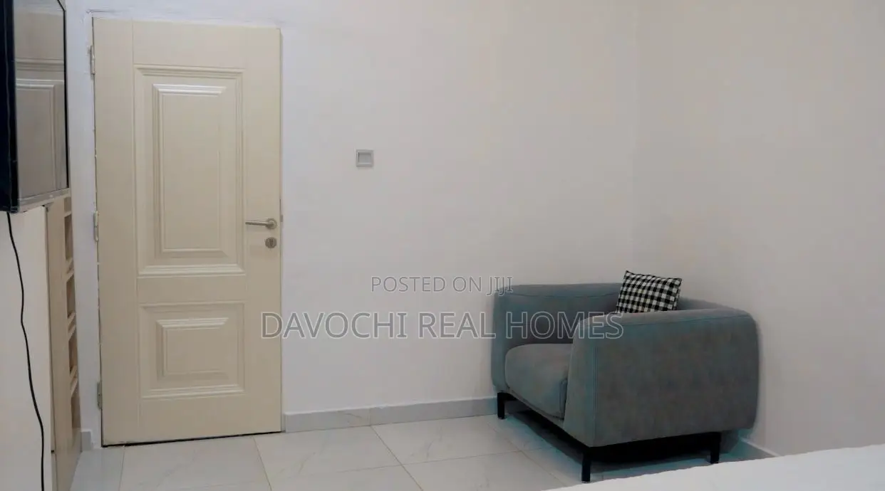 4bdrm Duplex in Alternative Route, Chevron for rent in Chevron