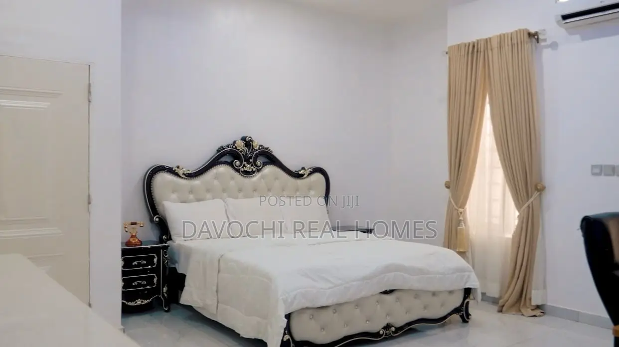 4bdrm Duplex in Alternative Route, Chevron for rent in Chevron