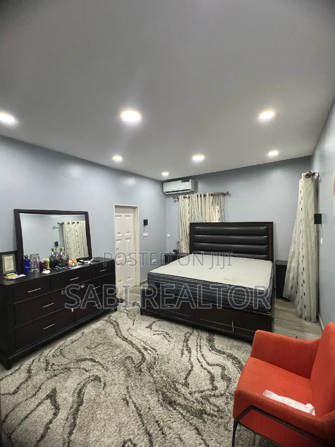 Furnished 4bdrm Duplex in Omole Phase 2 for sale in Omole Phase 2