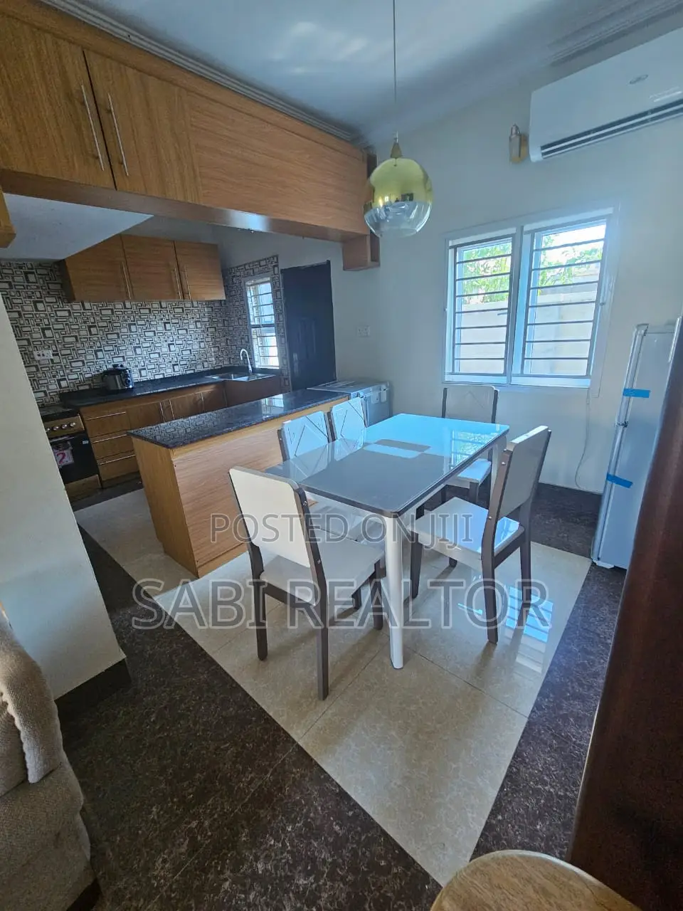 Furnished 5bdrm Duplex in Omole Phase 2 for sale in Omole Phase 2