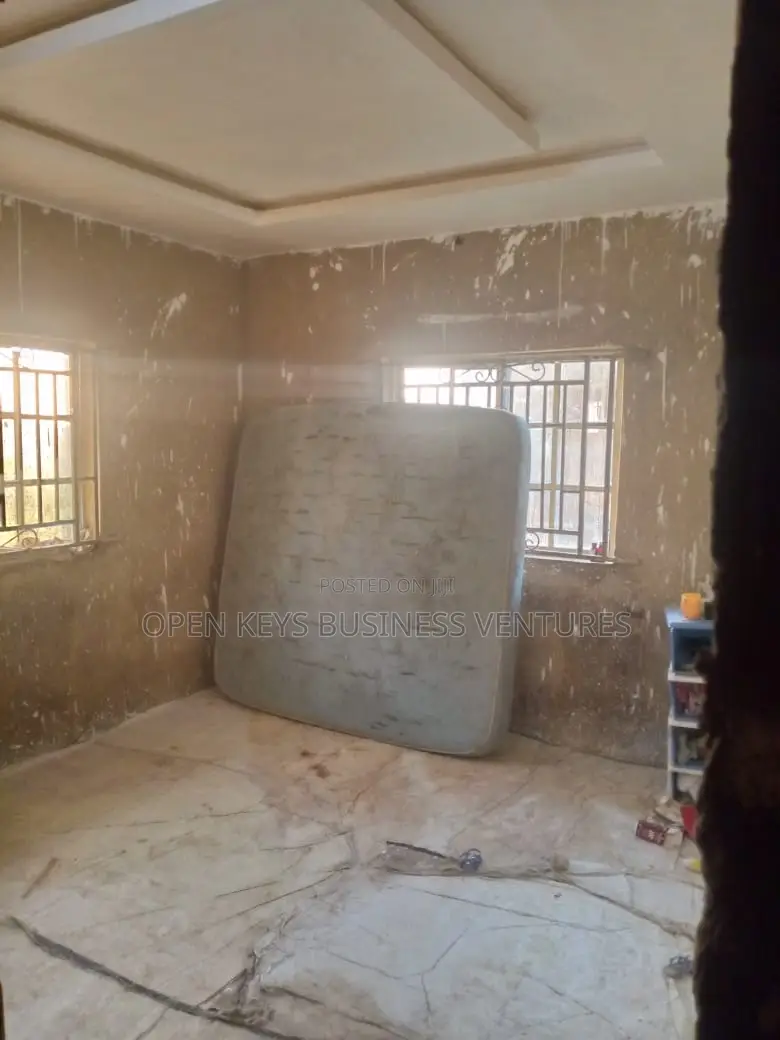 3bdrm Bungalow in Awotan, Eleyele for sale in Eleyele