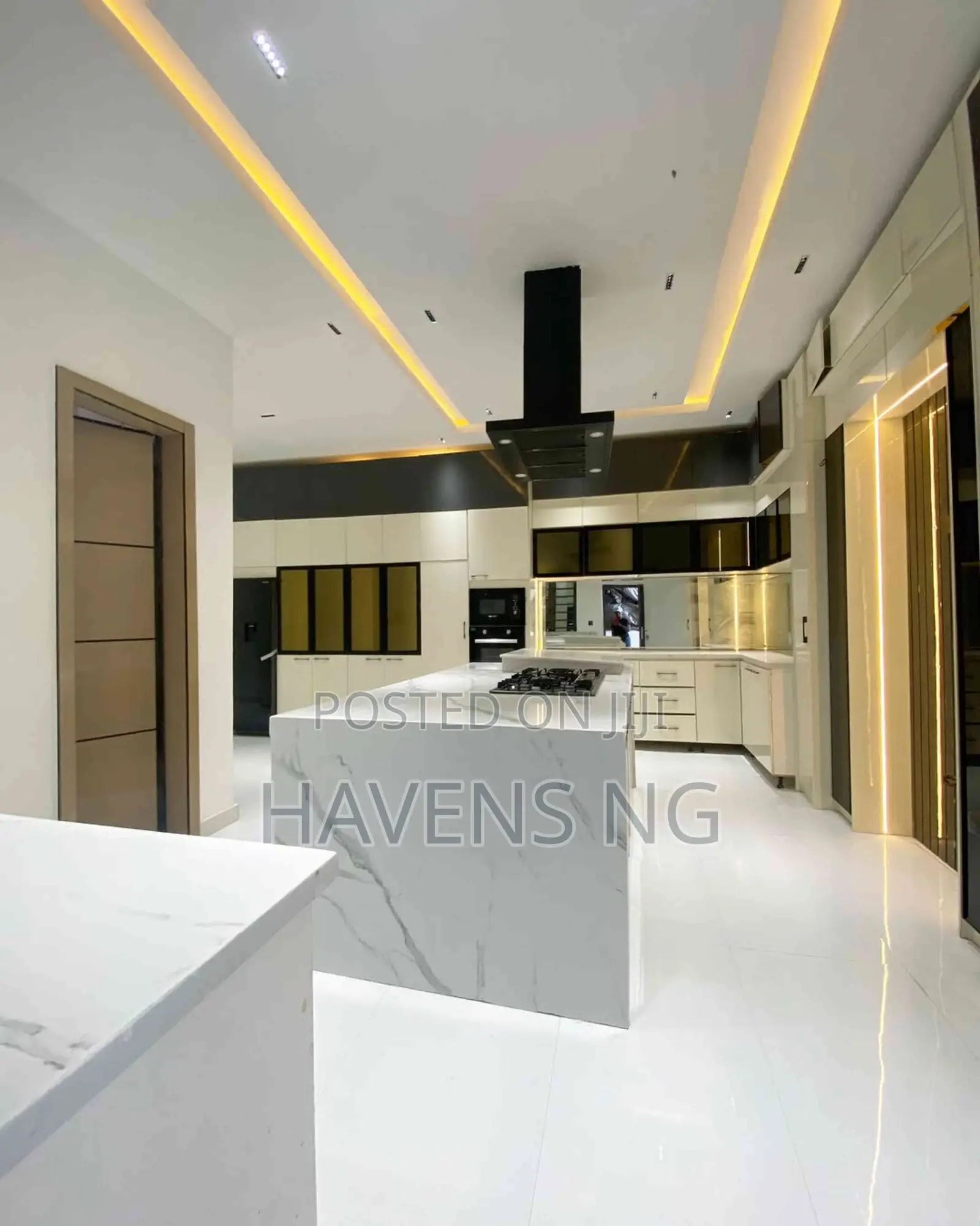 5bdrm Duplex in Ajah,Lagos for sale in Ado / Ajah