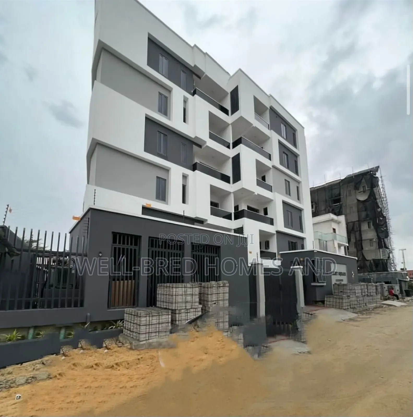 3bdrm Apartment in Lekki Phase 1 Lagos for rent in Lekki Phase 1
