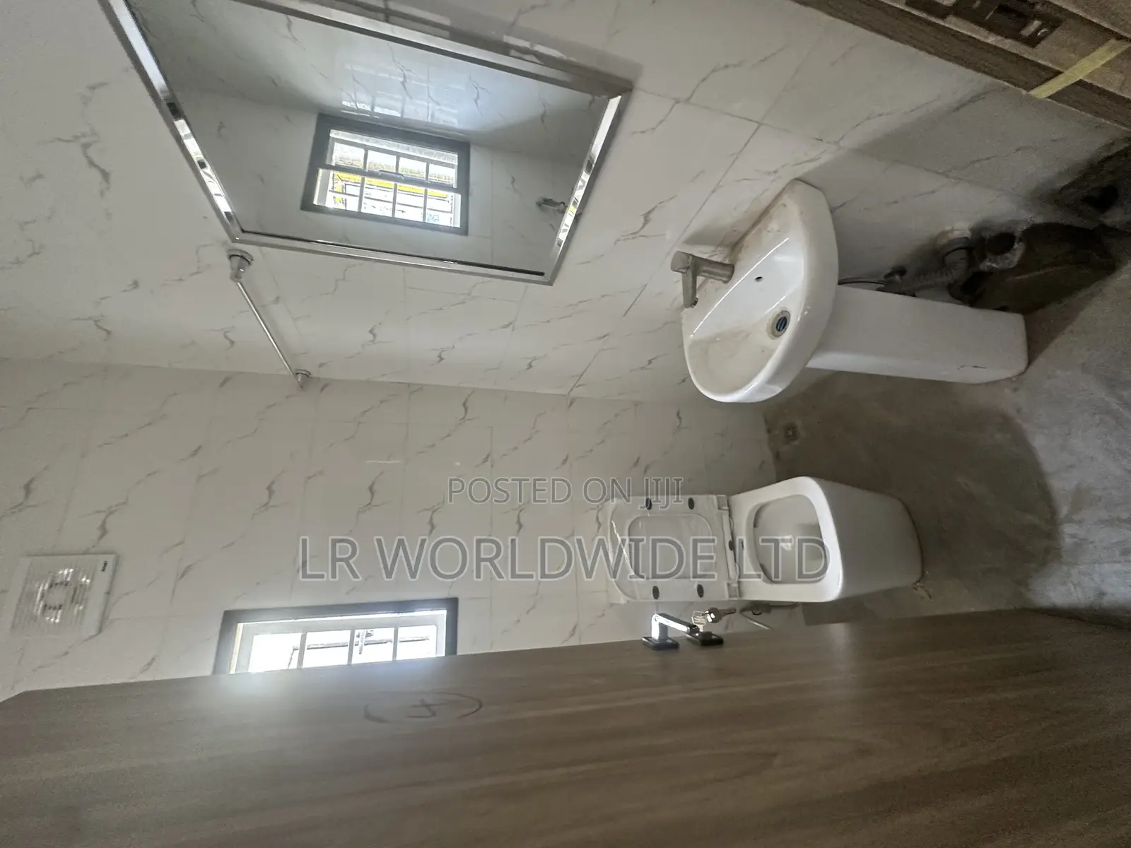 5bdrm Duplex in Riverpark, Lugbe District for sale in Lugbe District
