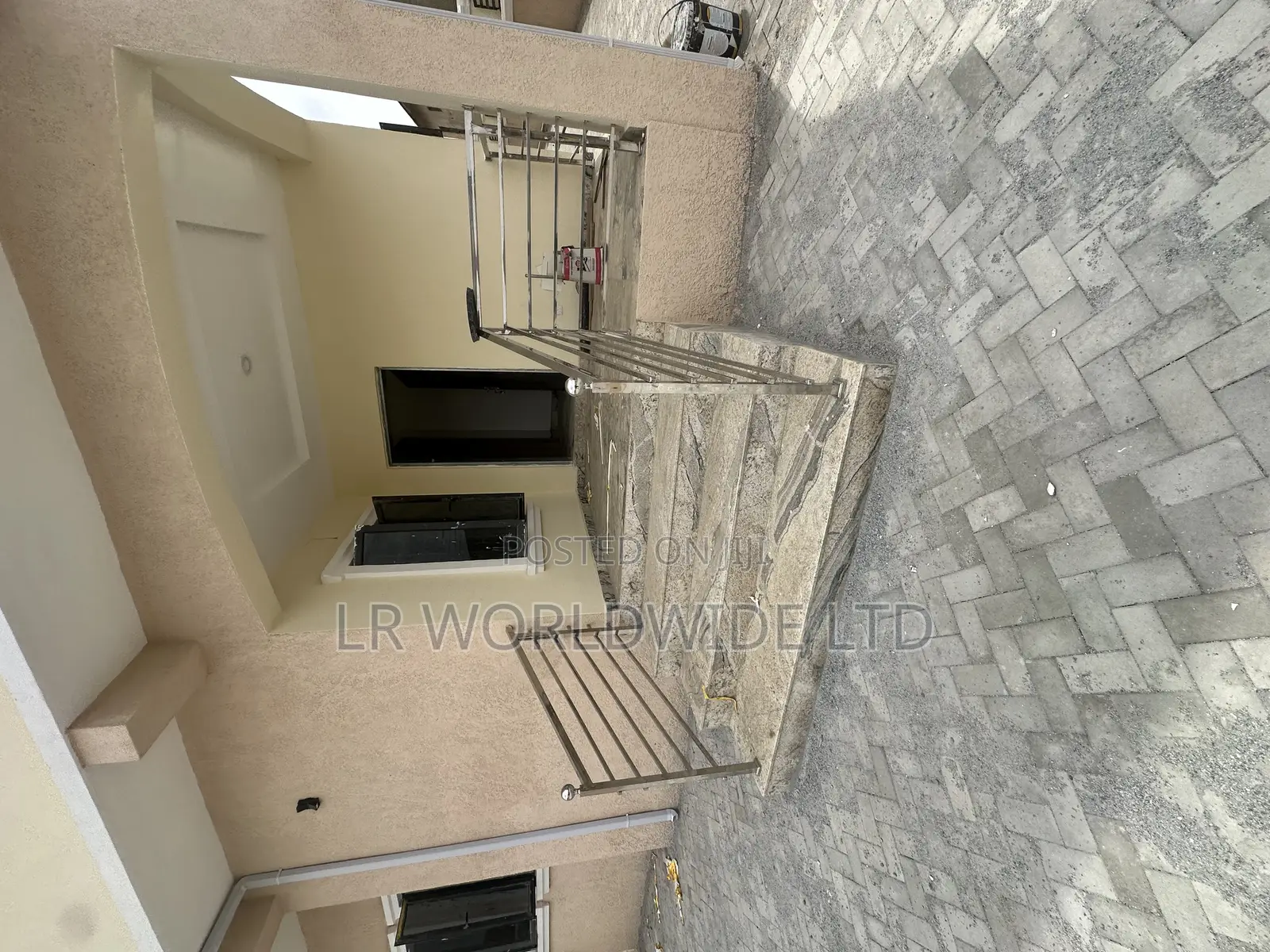 5bdrm Duplex in Riverpark, Lugbe District for sale in Lugbe District