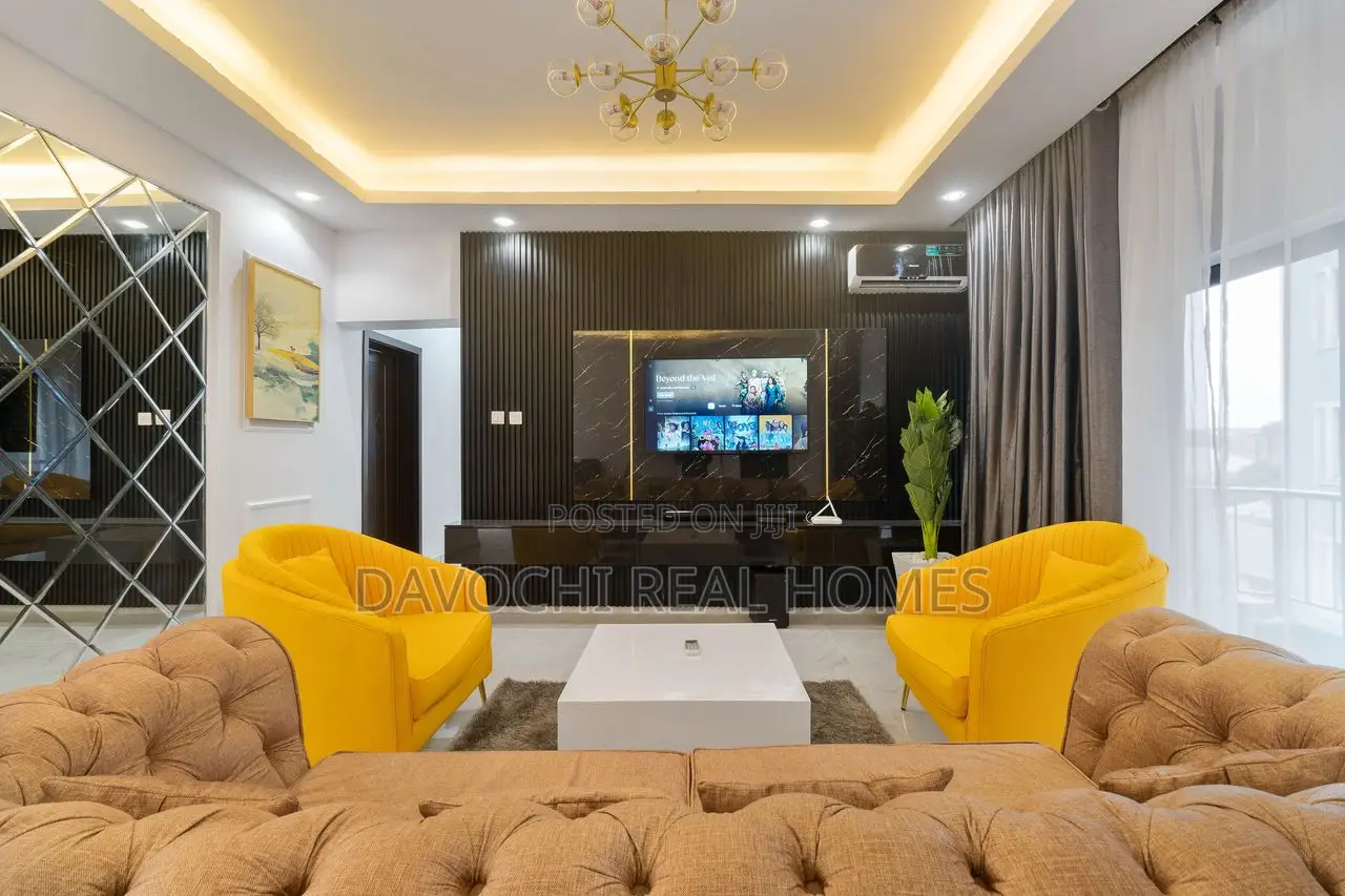 Furnished 3bdrm Apartment in Lekki Phase1 for rent in Lekki Phase 1