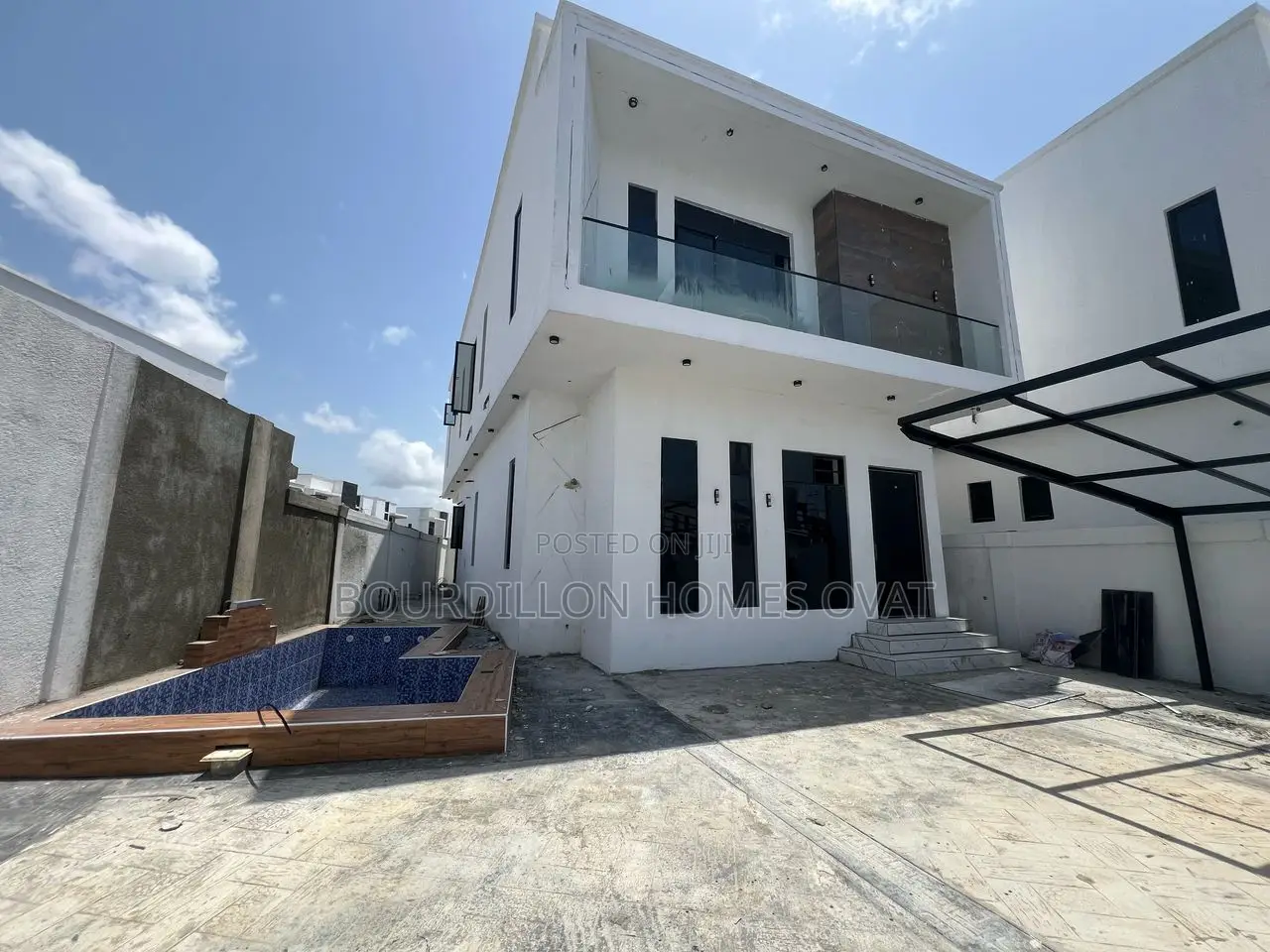 5bdrm Duplex in Lekki for sale in Lekki