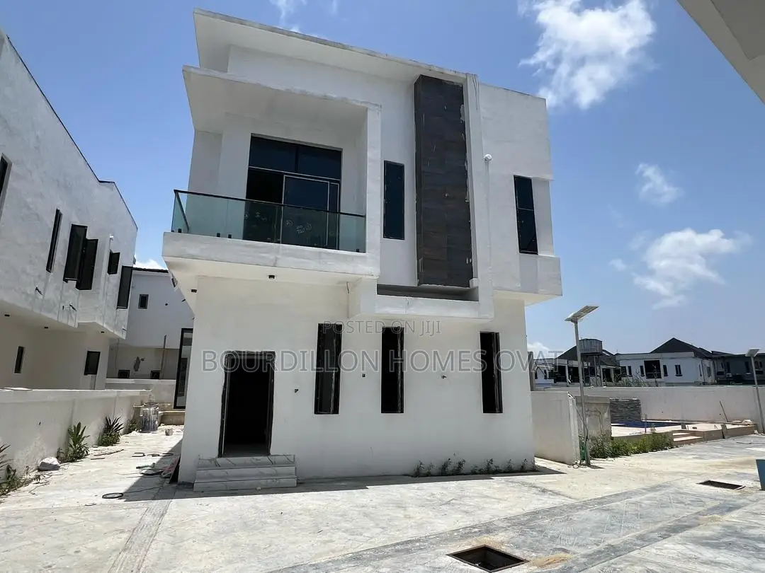 4bdrm Duplex in Lekki for sale in Lekki
