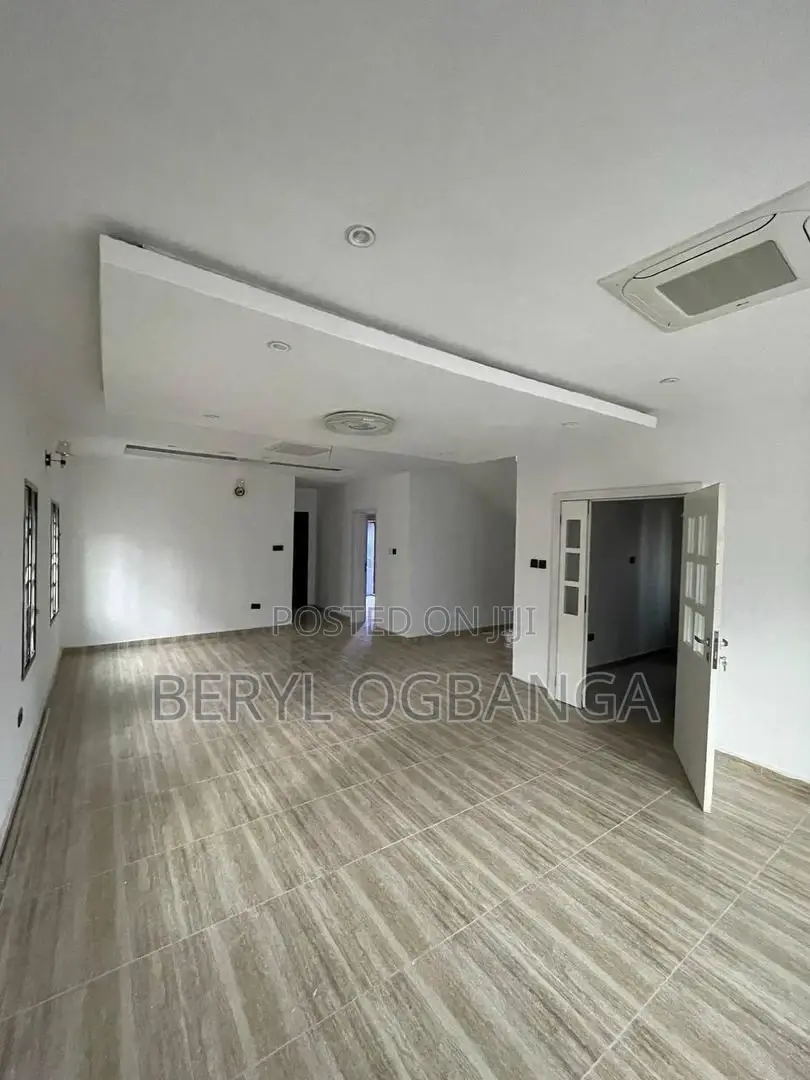 5bdrm Duplex in Ikate for rent in Ikate