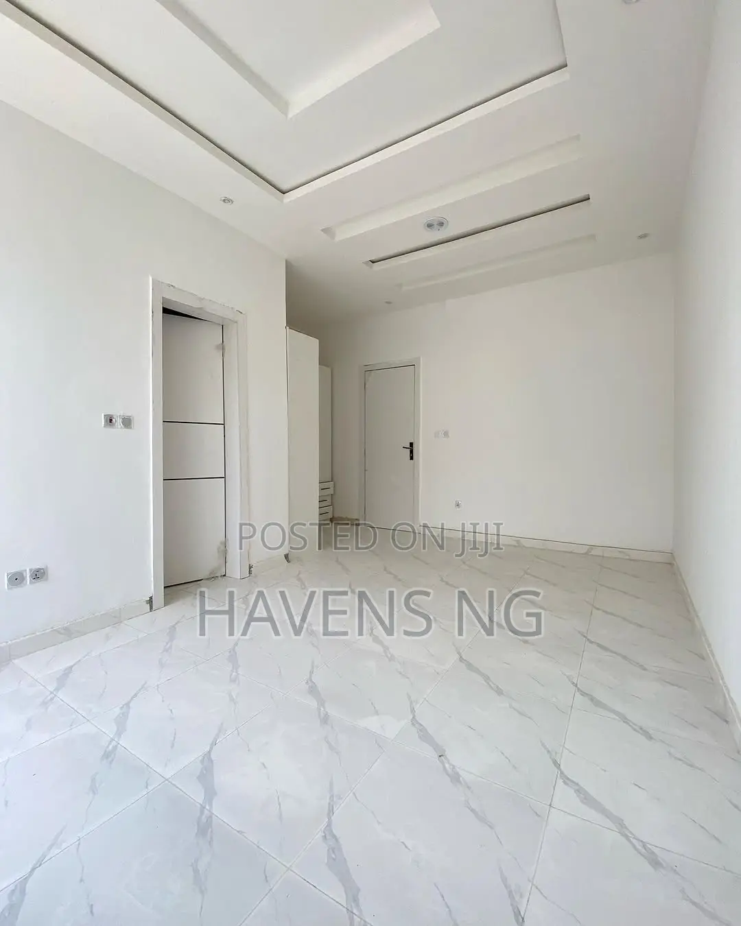 3bdrm Duplex in Ikota for sale in Ikota