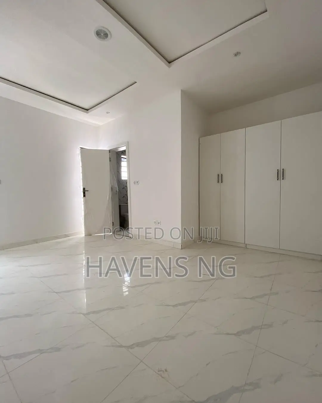 3bdrm Duplex in Ikota for sale in Ikota