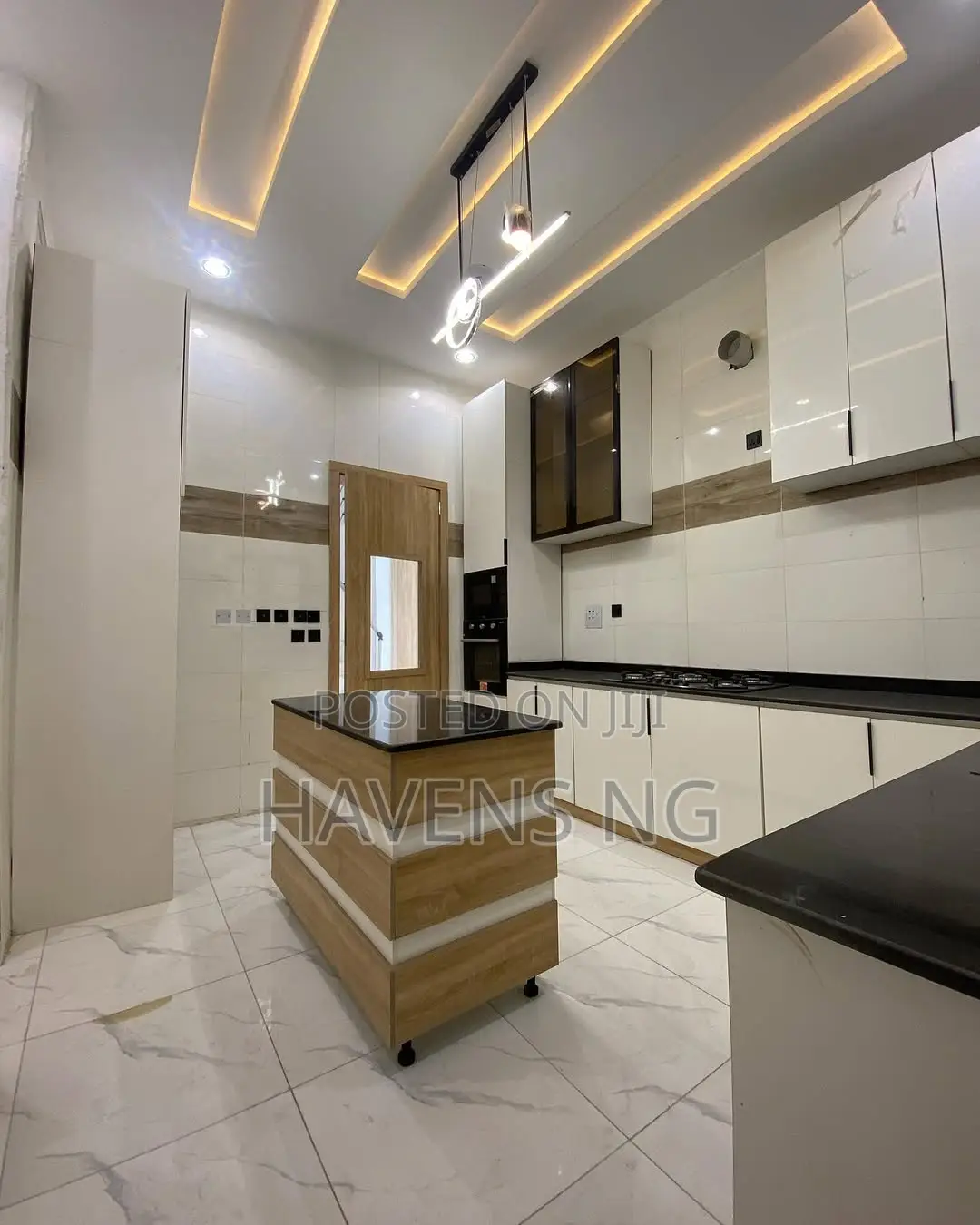 4bdrm Duplex in Abraham Adesanya Estate for sale in Abraham Adesanya Estate