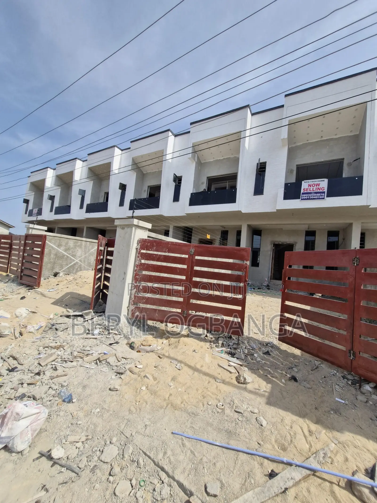 4bdrm Townhouse/Terrace in Ikota for sale in Ikota