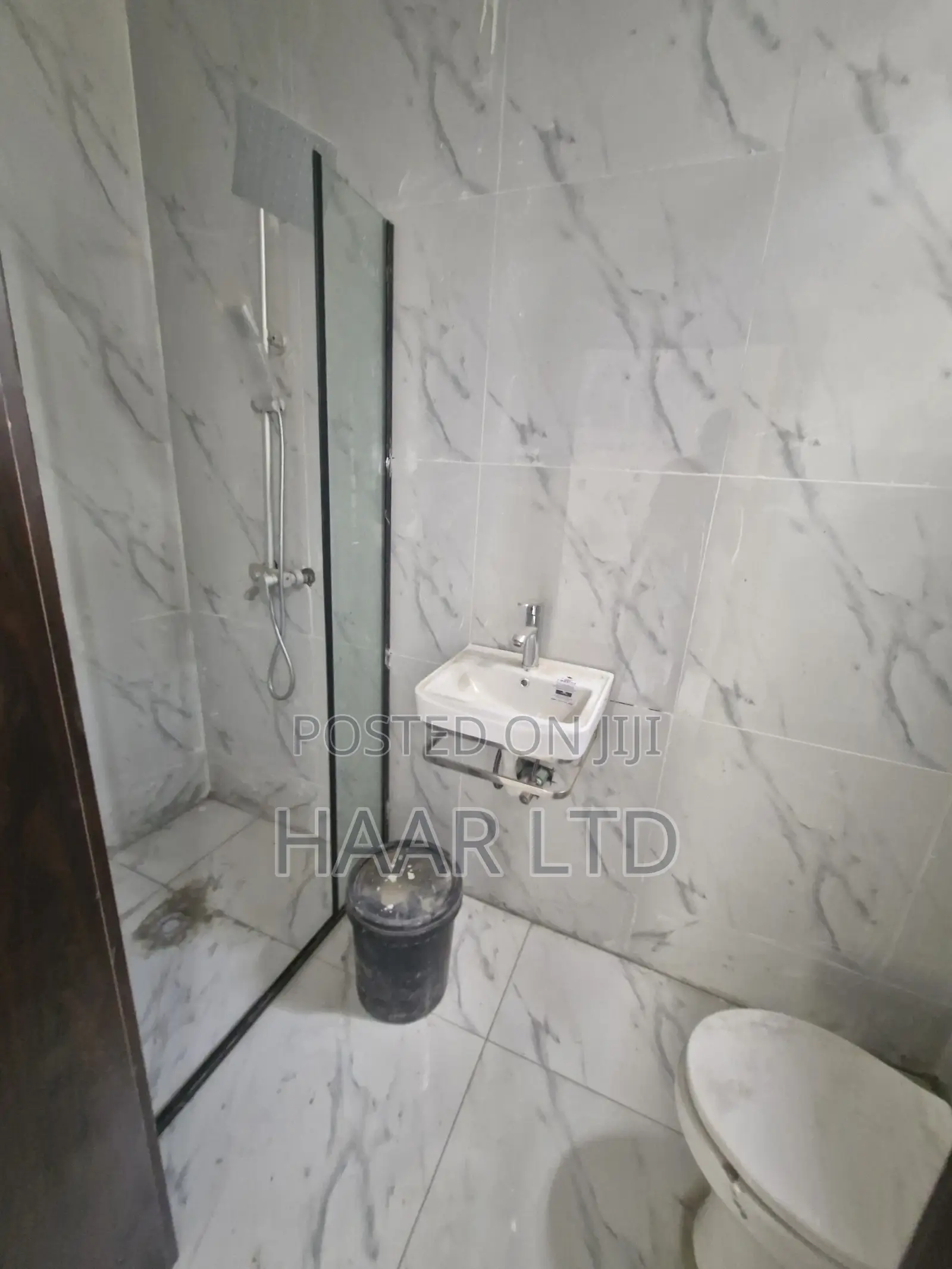4bdrm Duplex in Royal Pine Estate, Lekki Phase 2 for sale in Lekki Phase 2