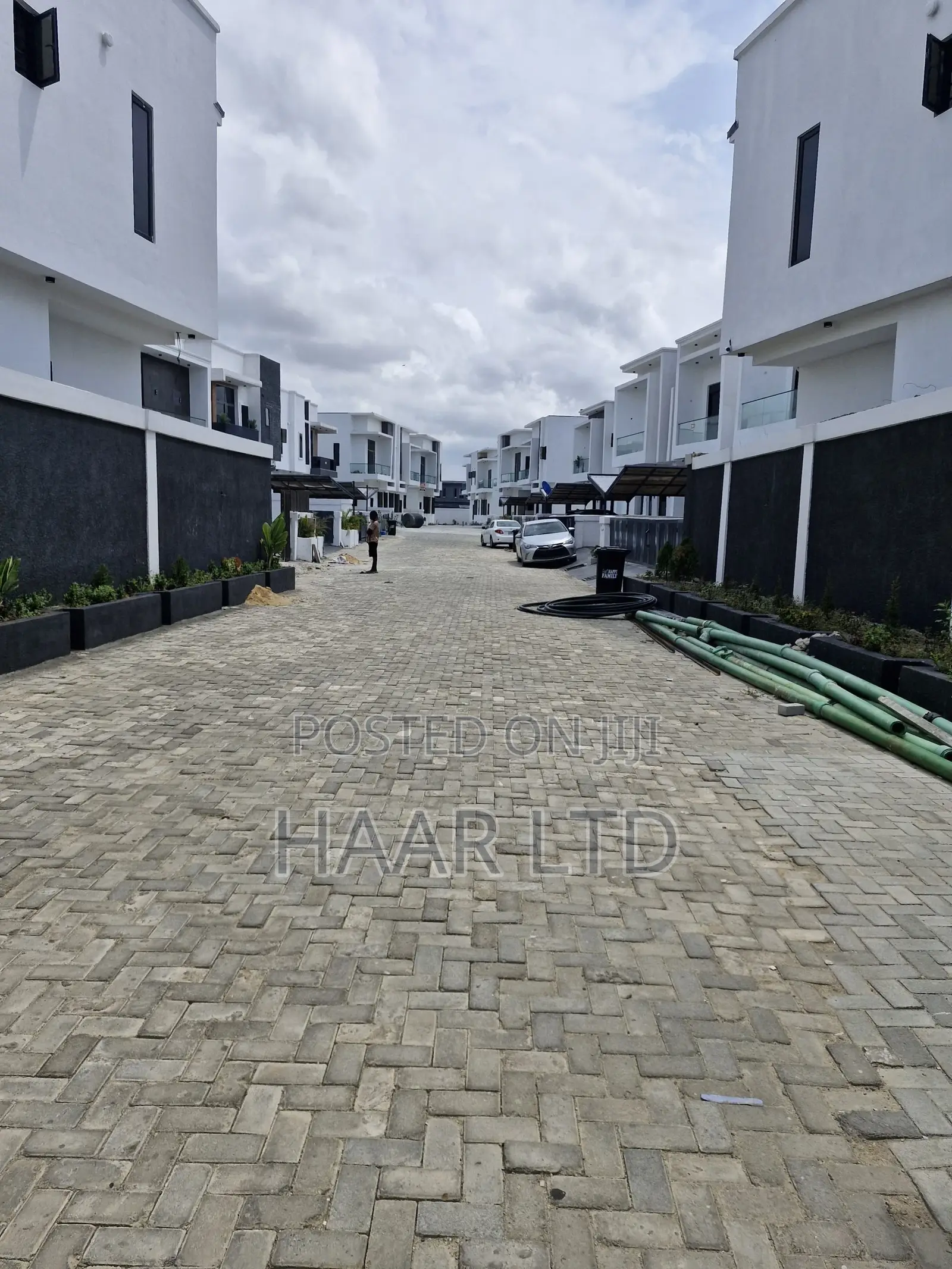 4bdrm Duplex in Royal Pine Estate, Lekki Phase 2 for sale in Lekki Phase 2