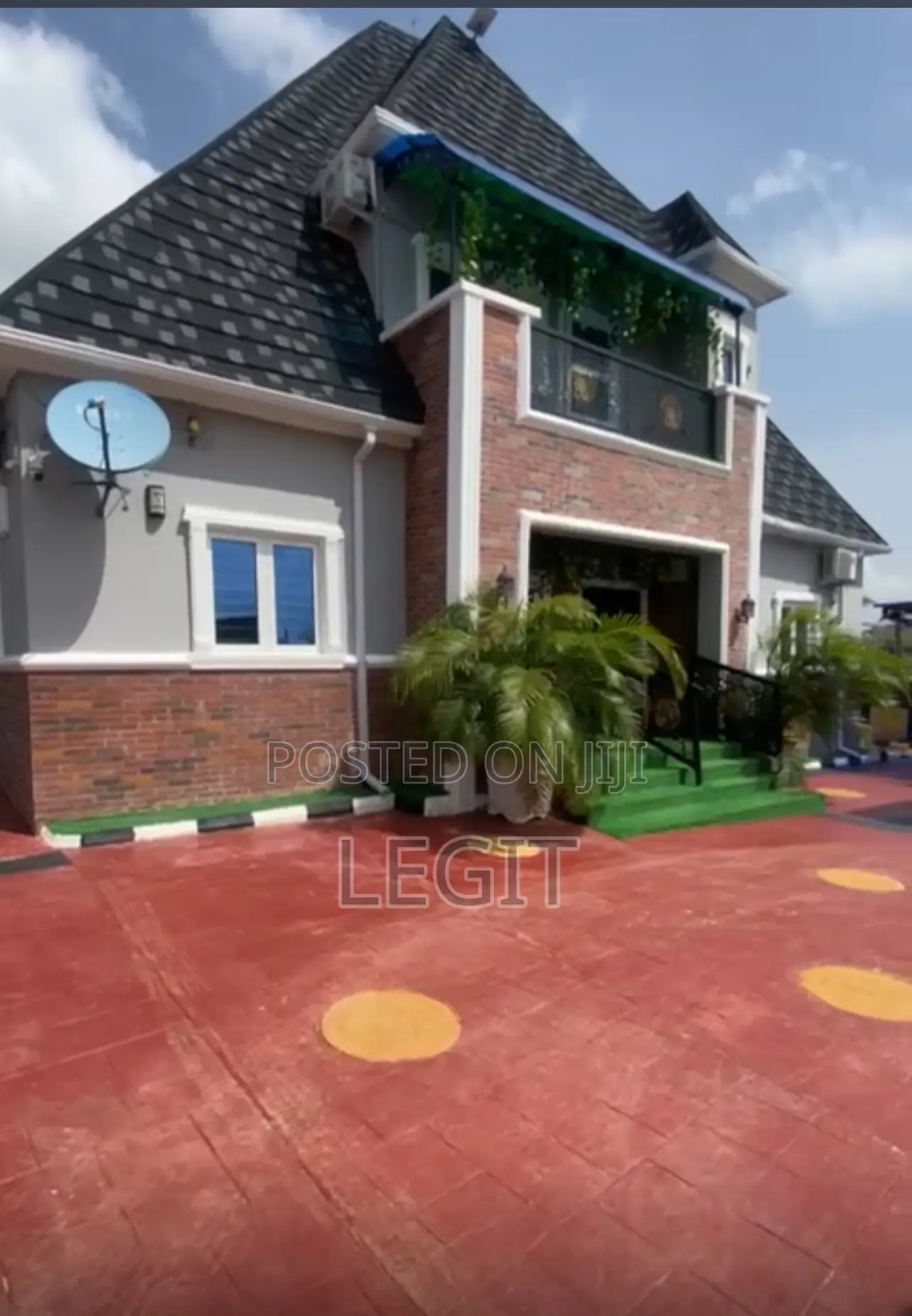 Furnished 5bdrm Duplex in Lugbe District for sale in Lugbe District