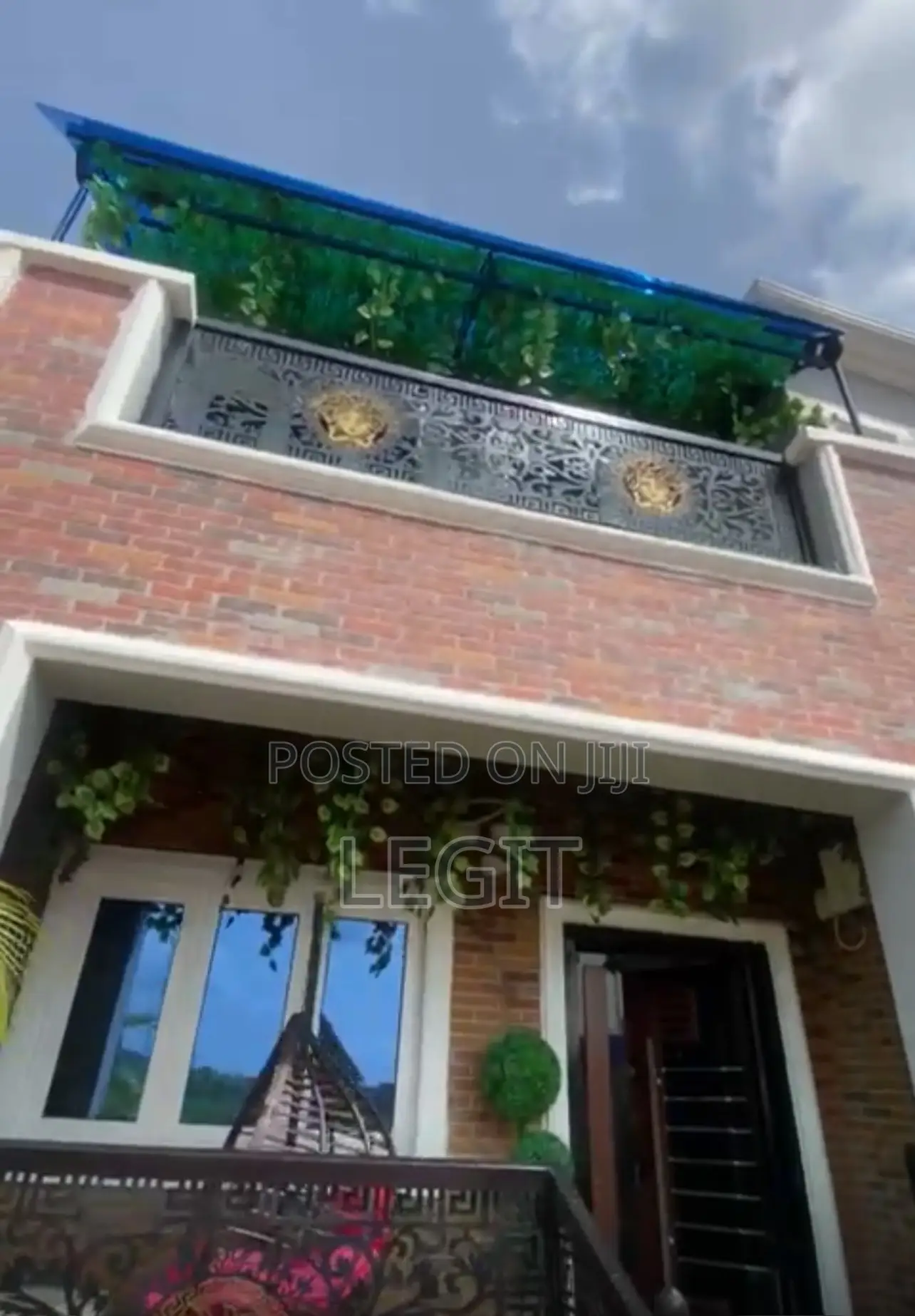Furnished 5bdrm Duplex in Lugbe District for sale in Lugbe District