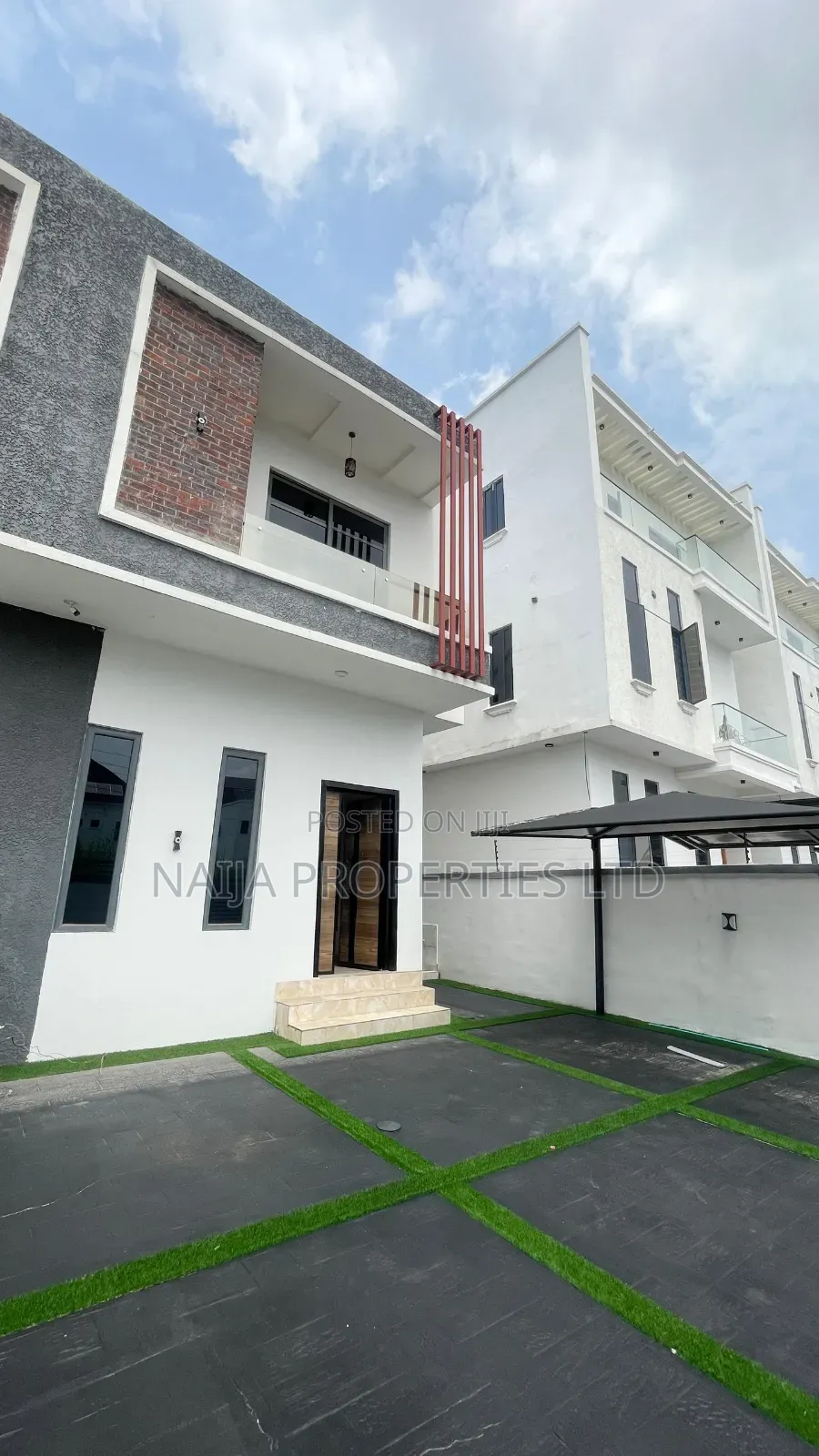 4bdrm Duplex in Chevron Alternative Lekki for sale in Lekki
