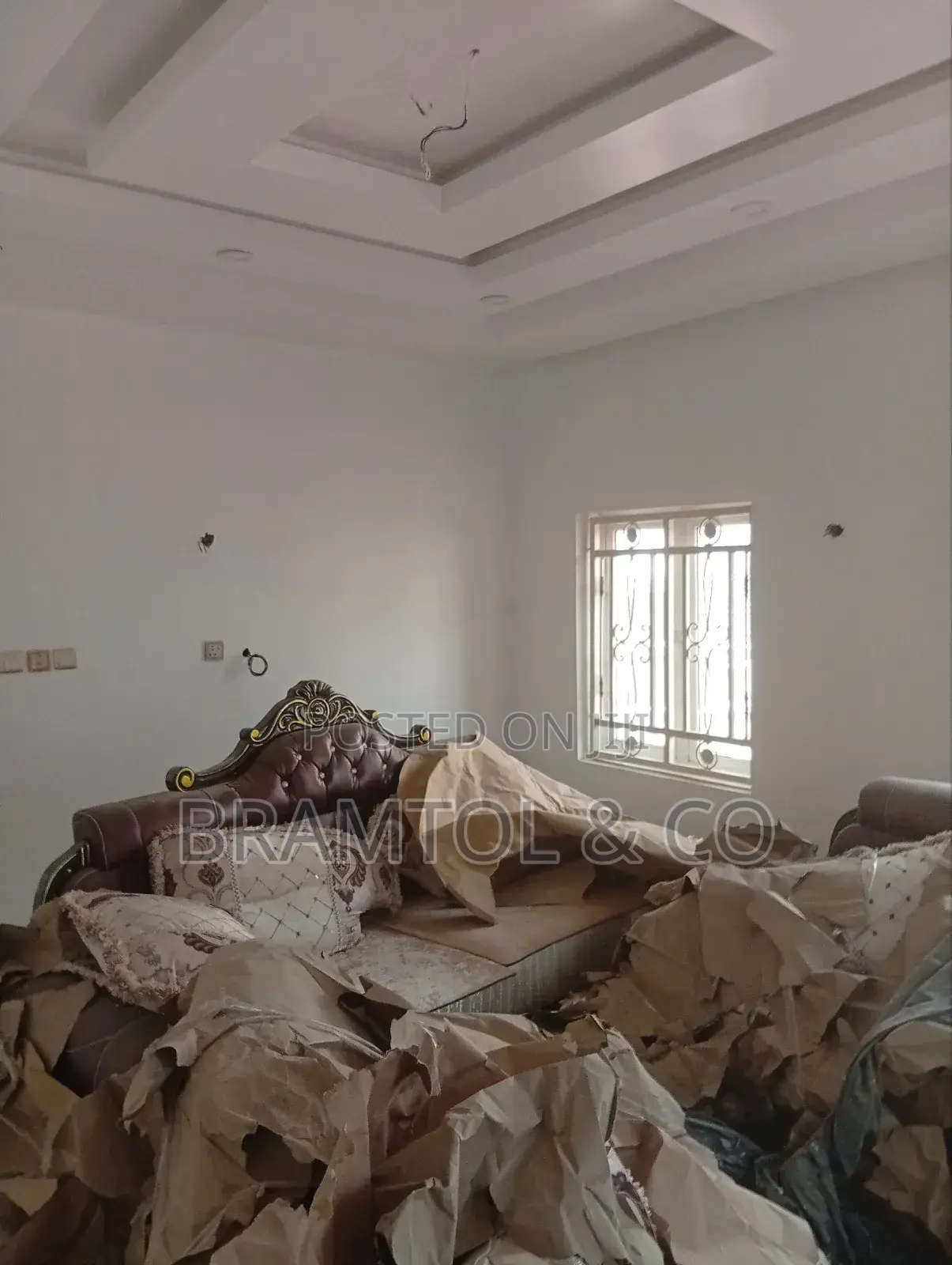 4bdrm Duplex in Royal Court, Sabon Lugbe for sale in Sabon Lugbe