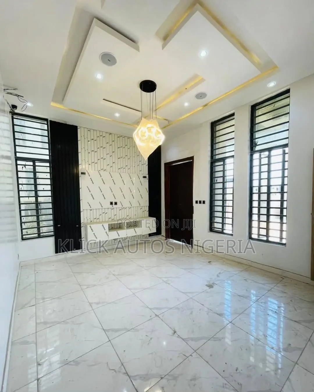 4bdrm Duplex in Ikota for sale in Ikota