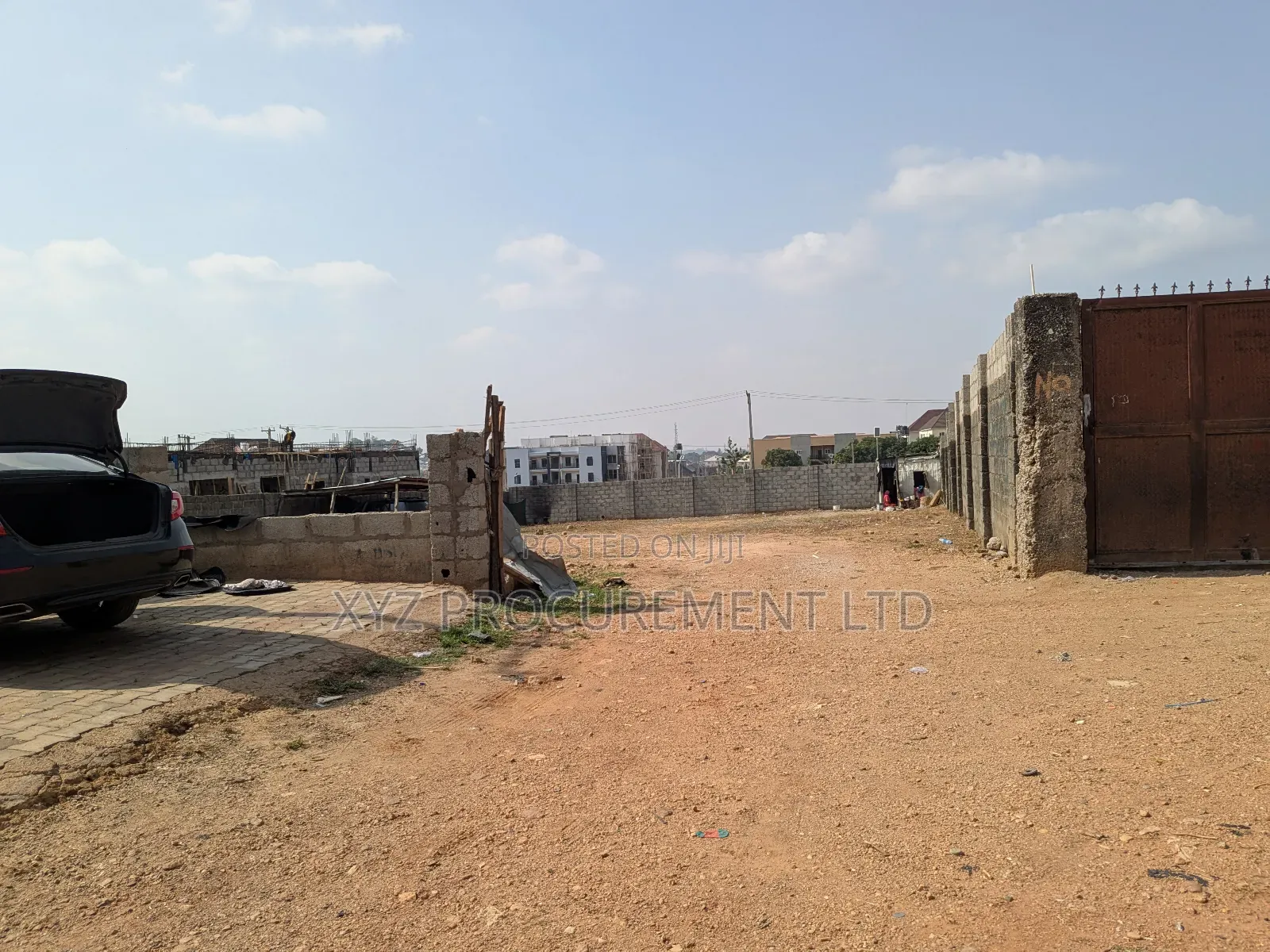 1,100 SQM Land on Tarred Road, Life Camp in Life Camp
