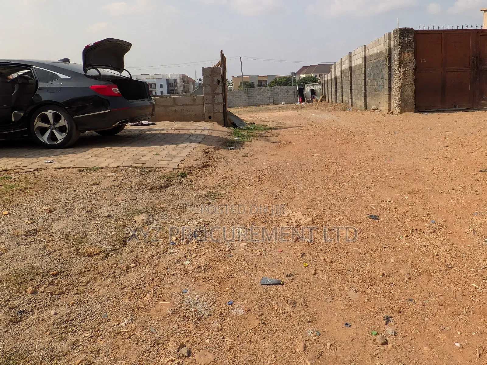 1,100 SQM Land on Tarred Road, Life Camp in Life Camp