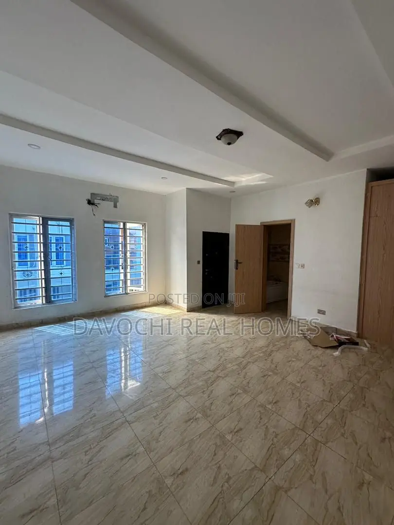 4 Bedroom Terrace Duplex for Sale in Lekki Phase 2