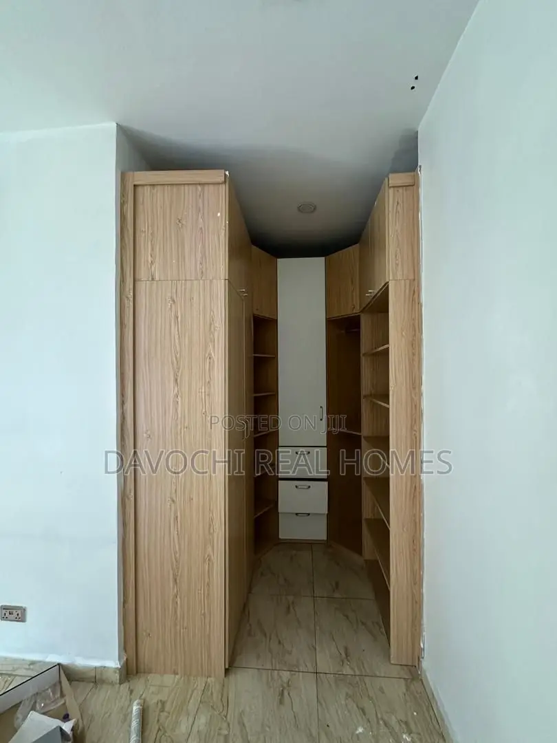 4 Bedroom Terrace Duplex for Sale in Lekki Phase 2
