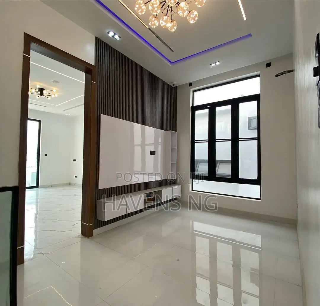 4bdrm Duplex in Lekki Phase 2 for sale in Lekki Phase 2
