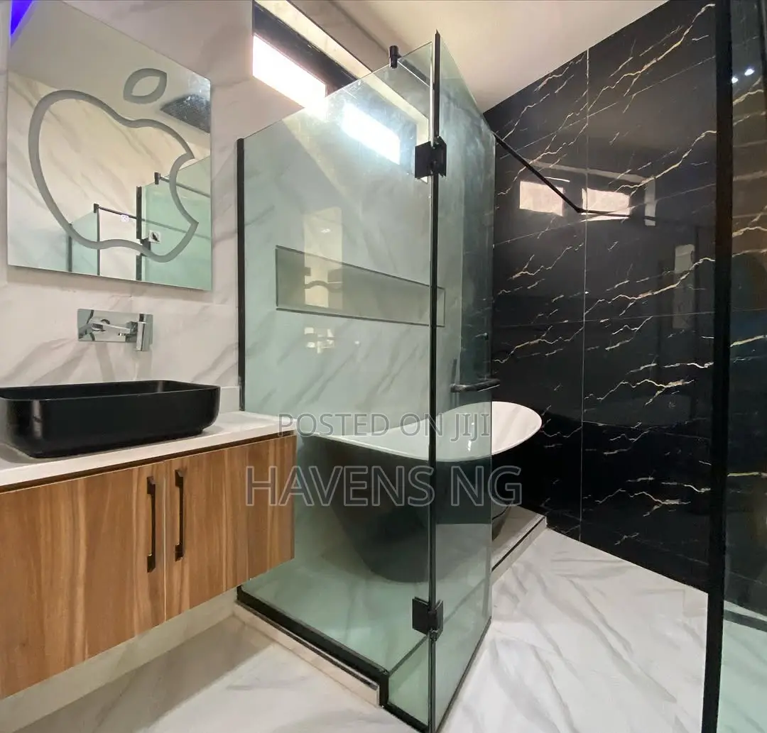 4bdrm Duplex in Lekki Phase 2 for sale in Lekki Phase 2