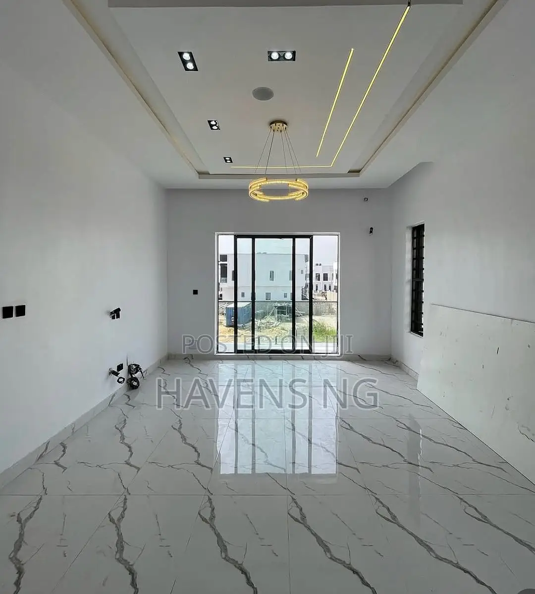 4bdrm Duplex in Abraham Adesanya Estate for sale in Abraham Adesanya Estate