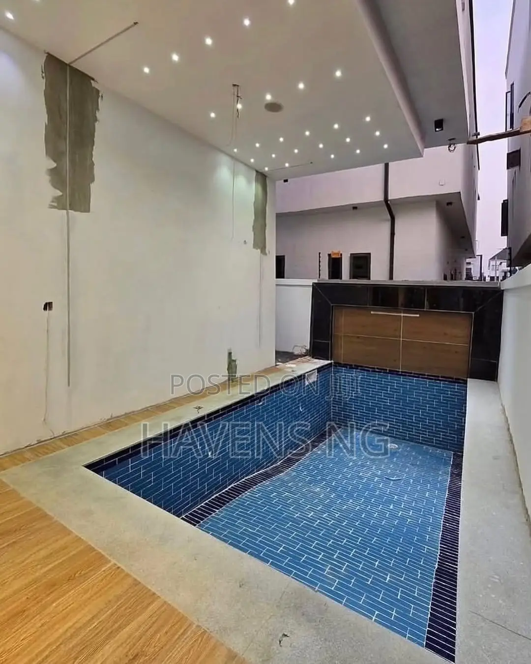 5bdrm Duplex in Abraham Adesanya Estate for sale in Abraham Adesanya Estate