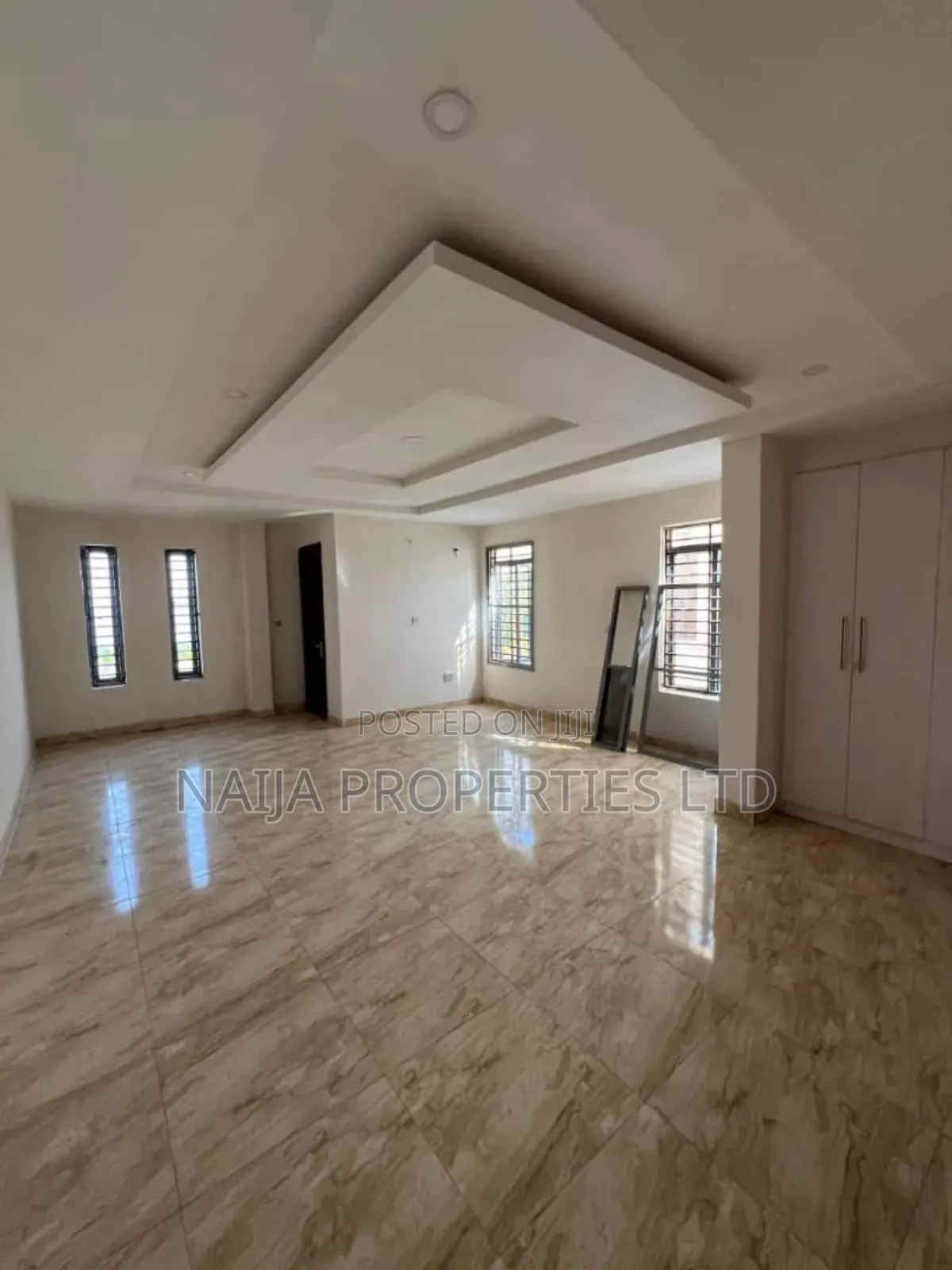 5bdrm Duplex in Turnbull Rd, Ikoyi for sale in Ikoyi