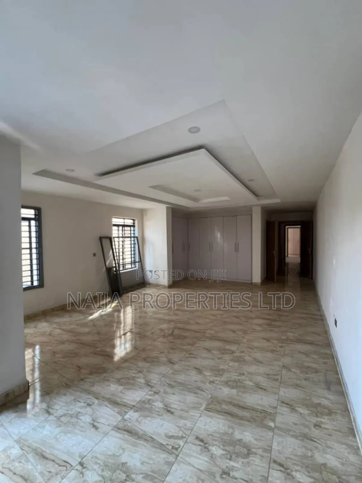 5bdrm Duplex in Turnbull Rd, Ikoyi for sale in Ikoyi