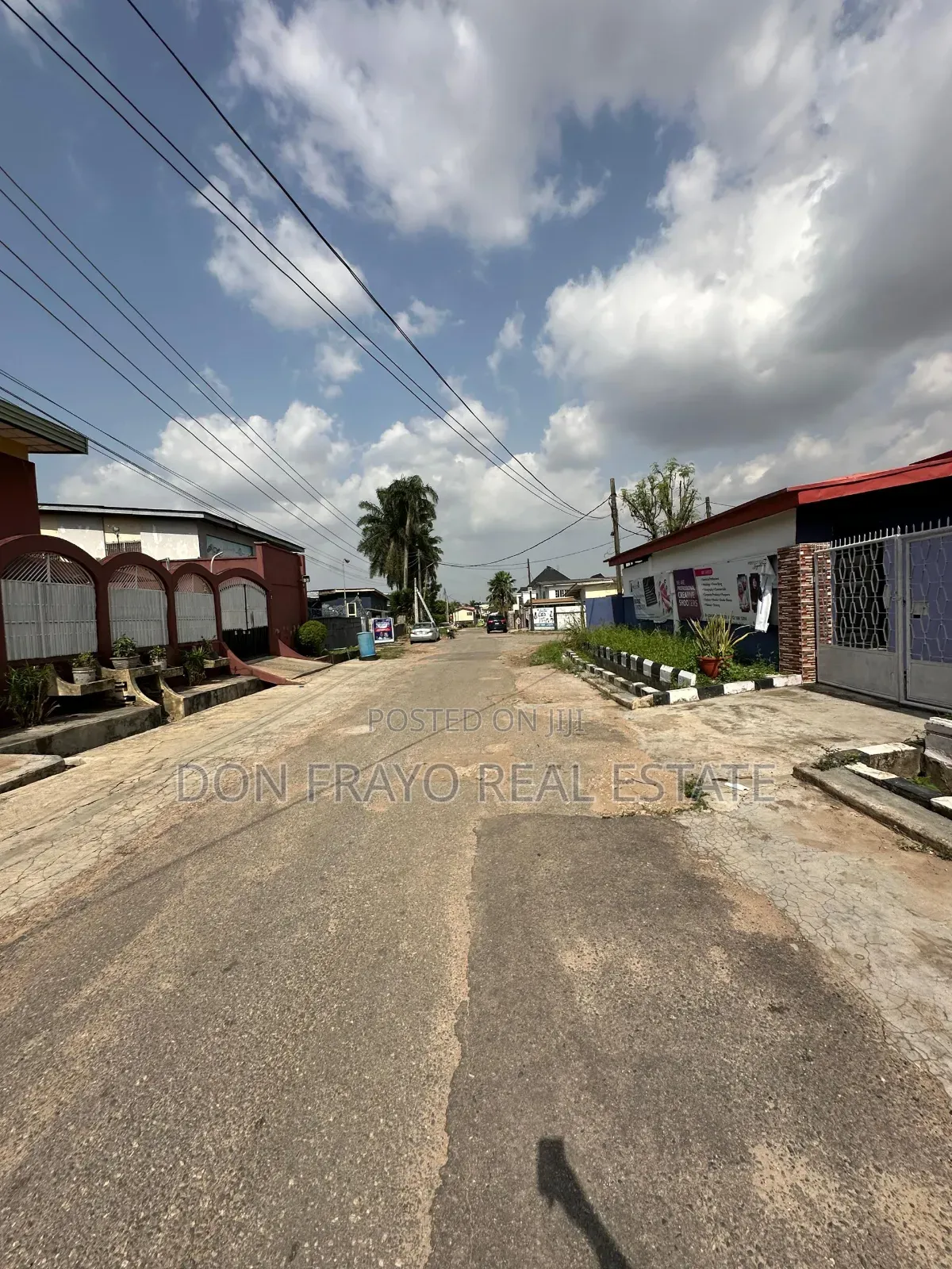 600 SQM Land With 4 Beds Duplex in Aare Avenue Area Bodija in Bodija