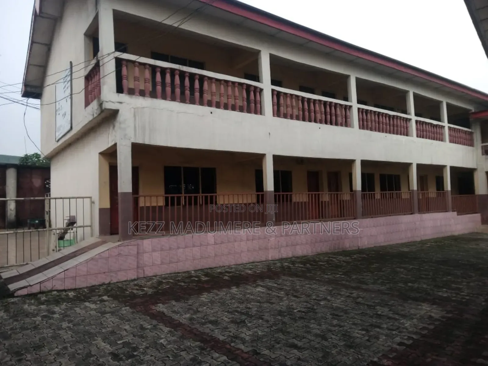 For Sale : Non Functional School Within Trans Amadi Ph in Port-Harcourt